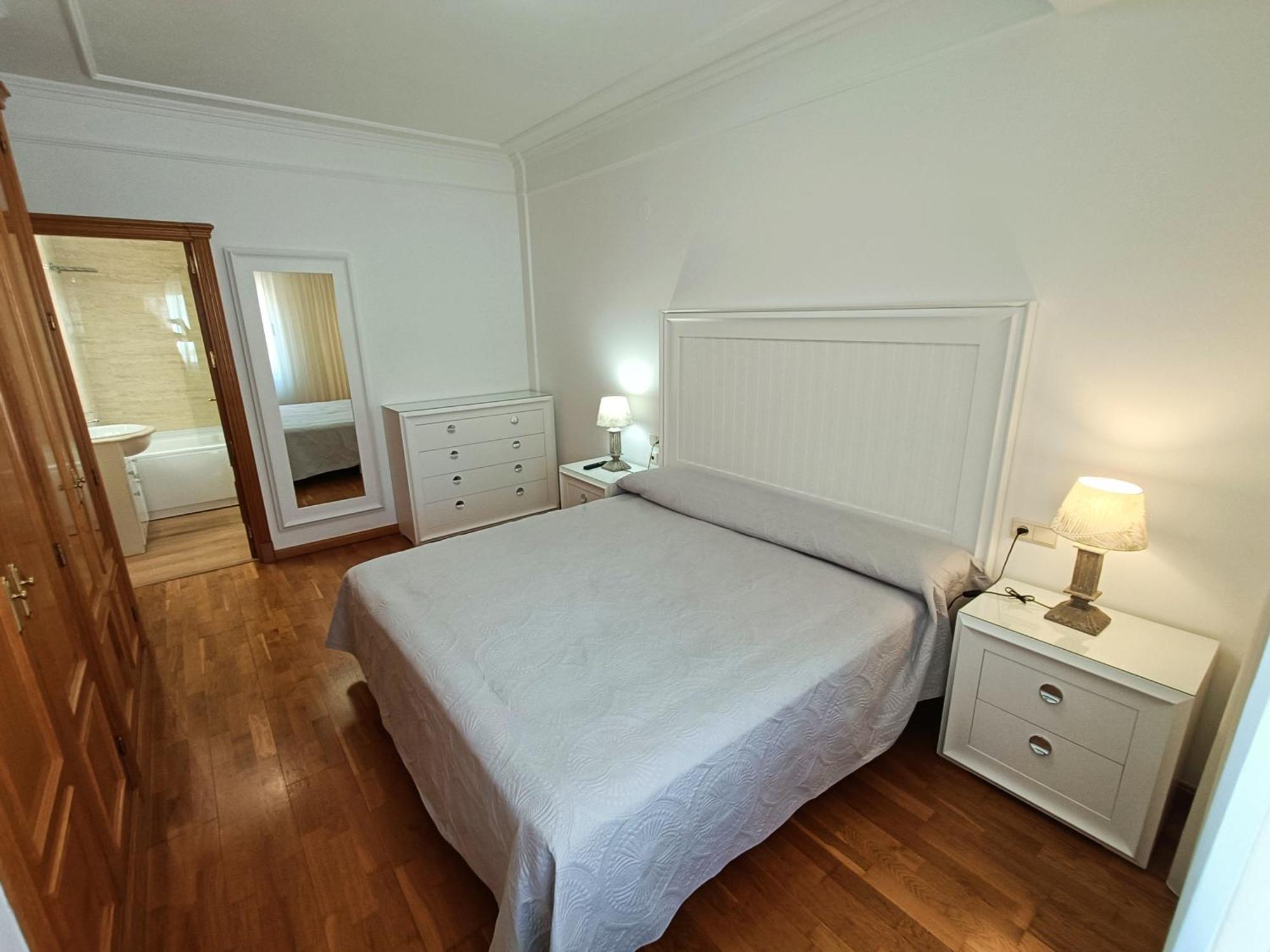 Ferienwohnung Piso En Pleno Centro De Albacete Con Garaje Exterior foto
